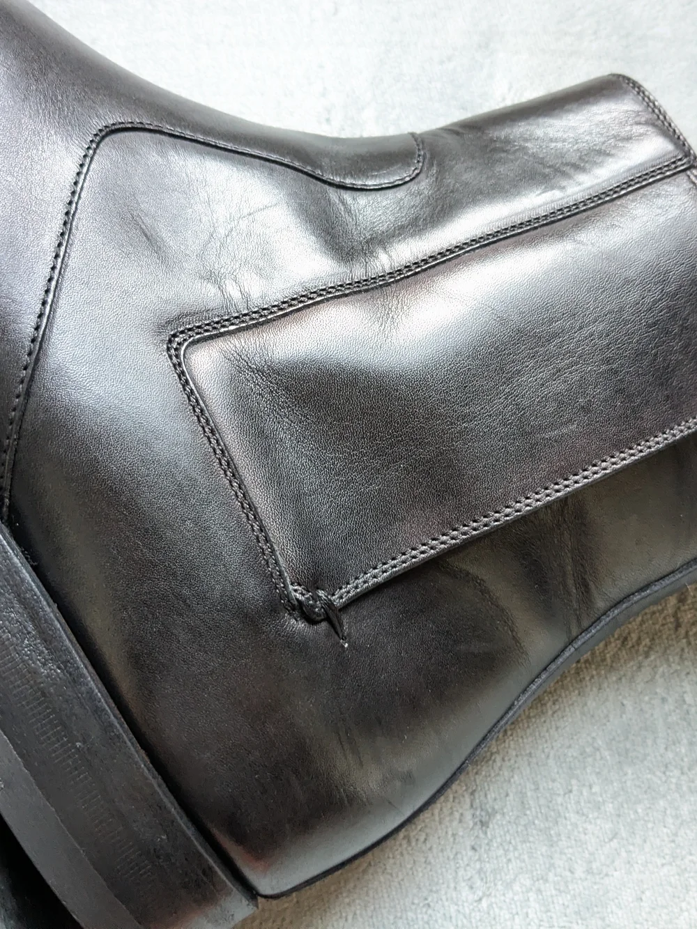 Gucci Black Leather Chelsea Boots for Men Size Zip US 11